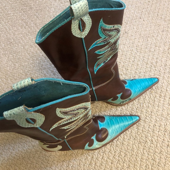 Cowboy boots - Picture 3 of 6